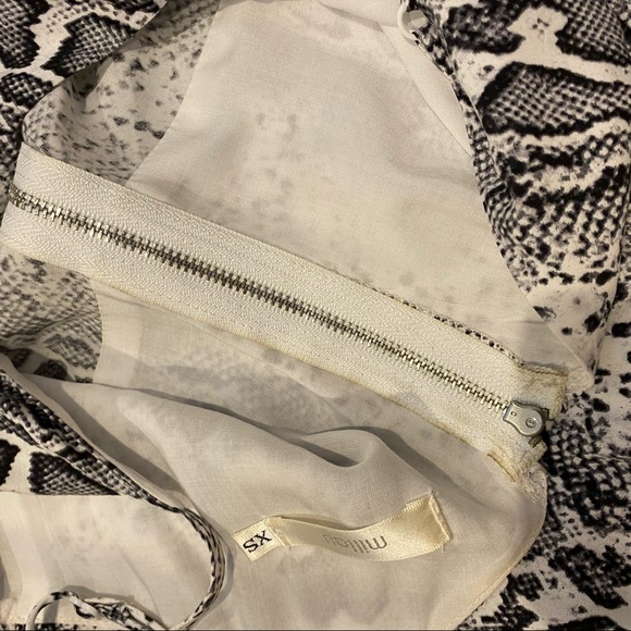 LF Millou Snakeskin Romper - Picture 10 of 10